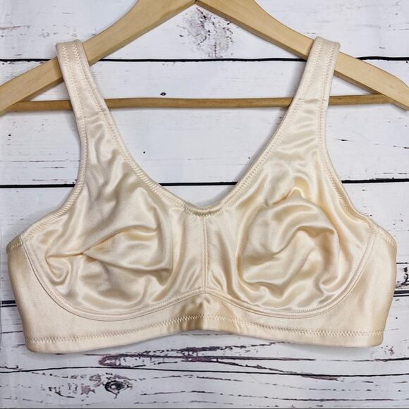 Breezies cream ivory bra 38D - Picture 1 of 13